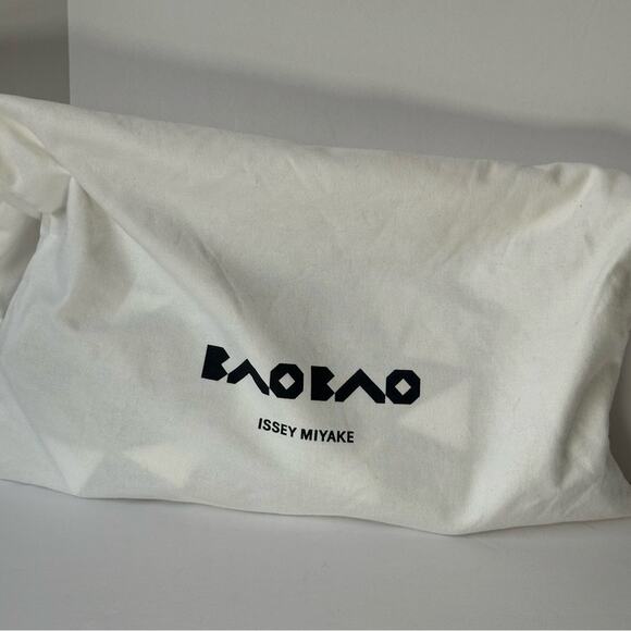 Issey Miyake Bao Bao Distortion Clutch Bag in Platinum Mix - Picture 11 of 11